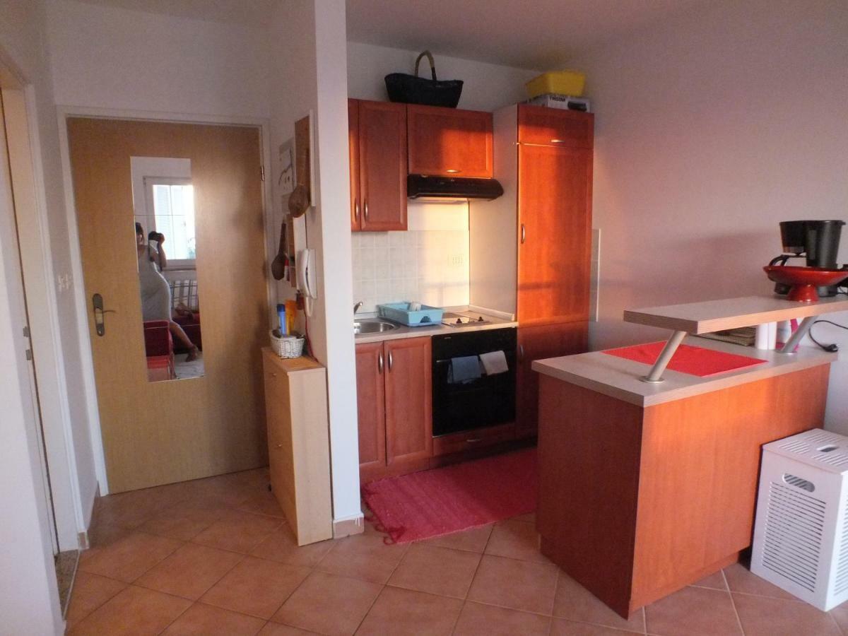 Apartment Jurja Povljana Ngoại thất bức ảnh